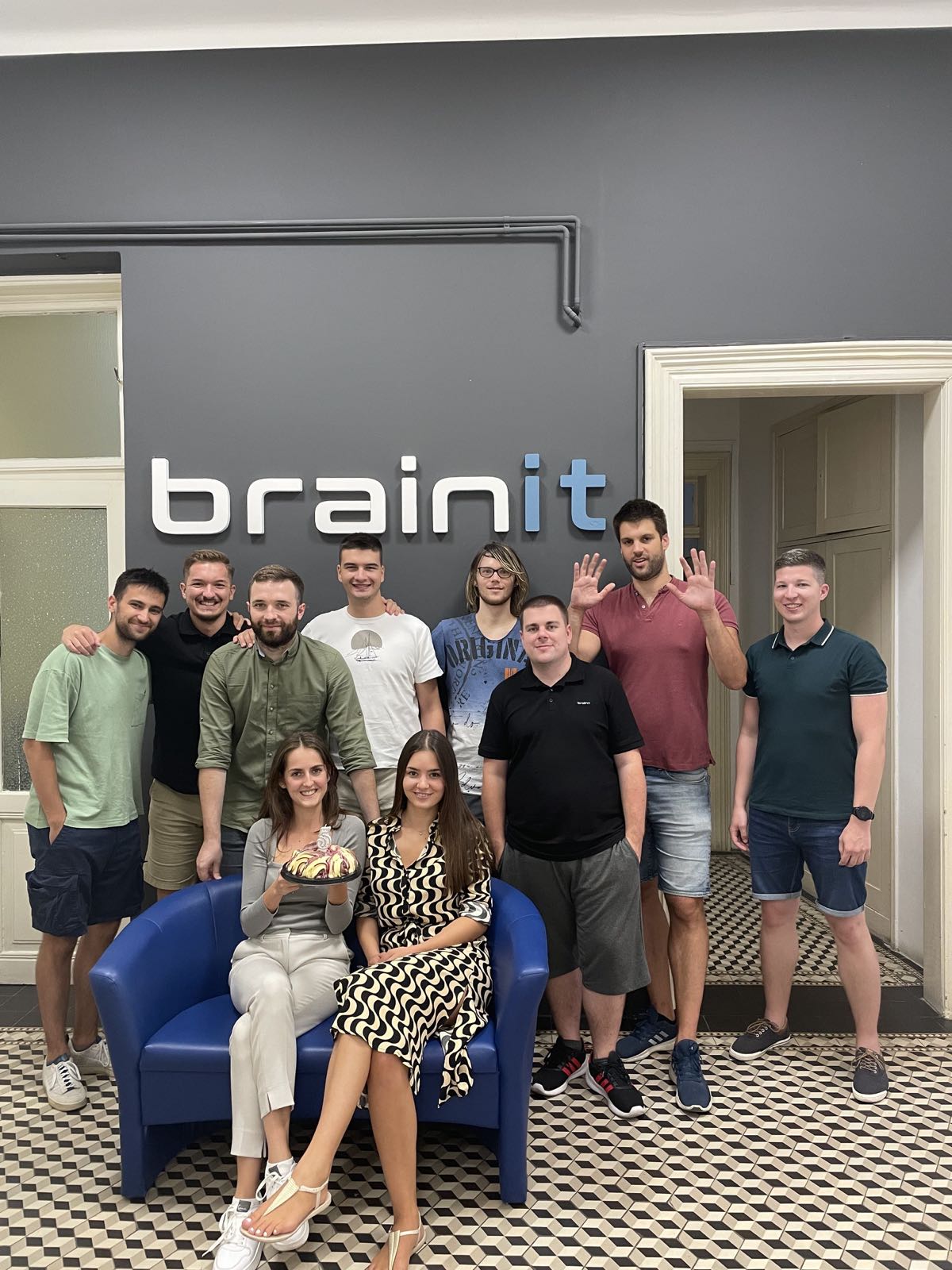 5 years of brainit and still no money for better couch